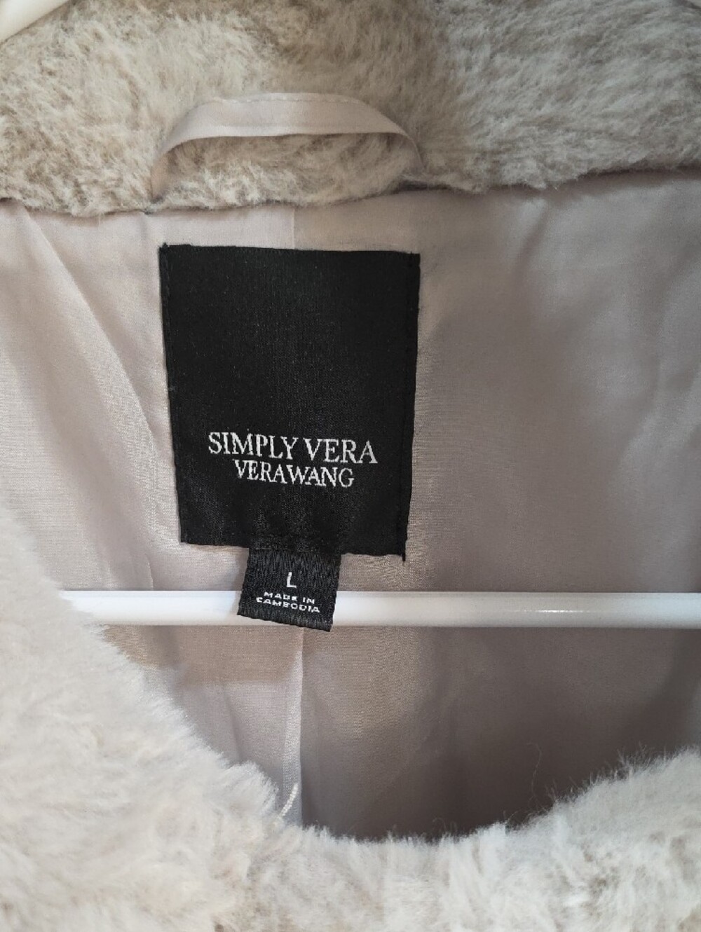 Simply Vera Vera Wang Plush Teddy Jacket in Light Taupe - Picture 2 of 5